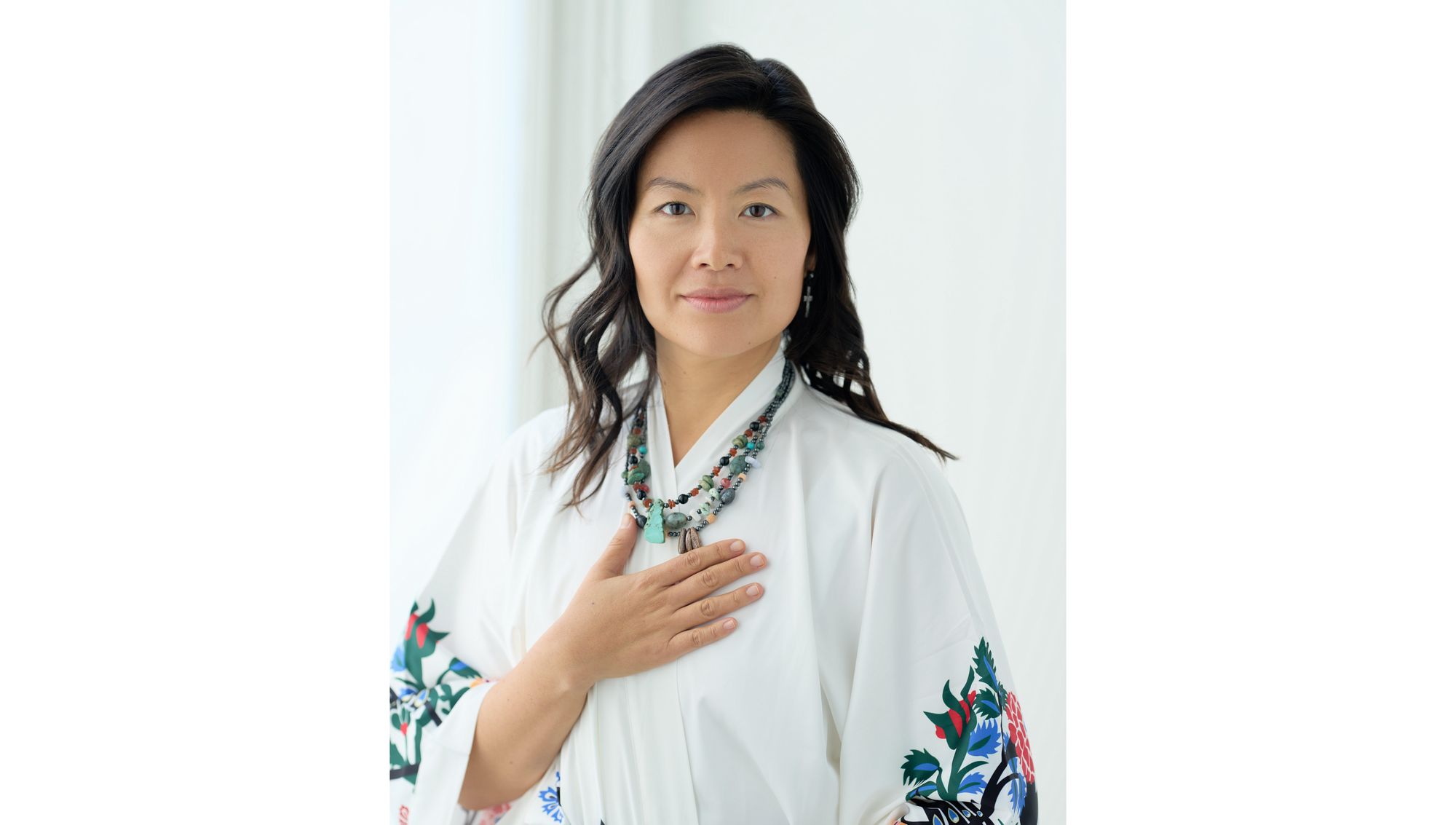 Mindful Healing From the Heart - Winnie Chan Wang