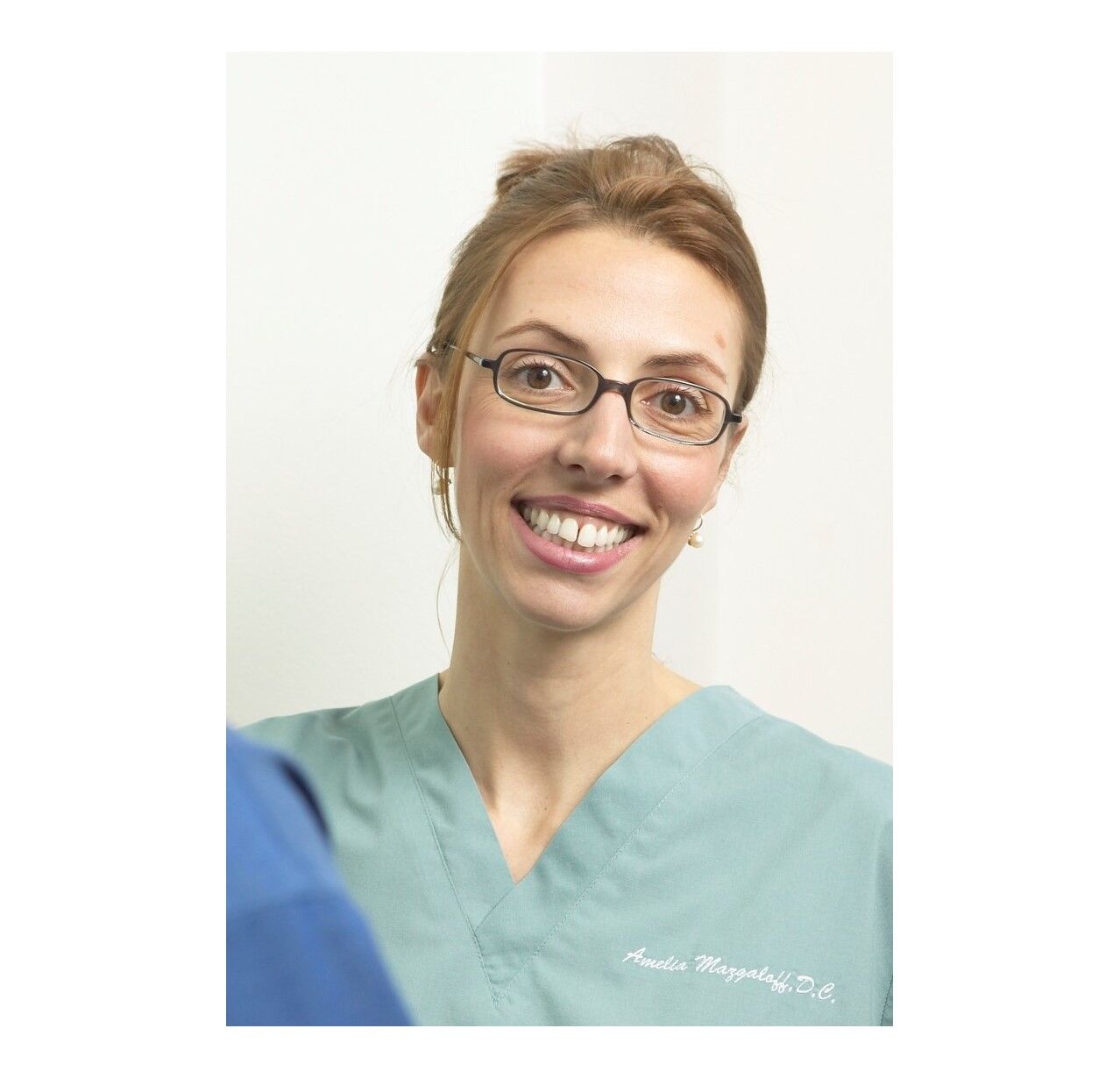 Chiro-Health - Dr. Amelia Mazgaloff